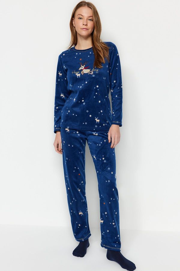Trendyol Trendyol Navy Blue Fleece Star Embroidery Detailed Tshirt-Pants Knitted Pajama Set