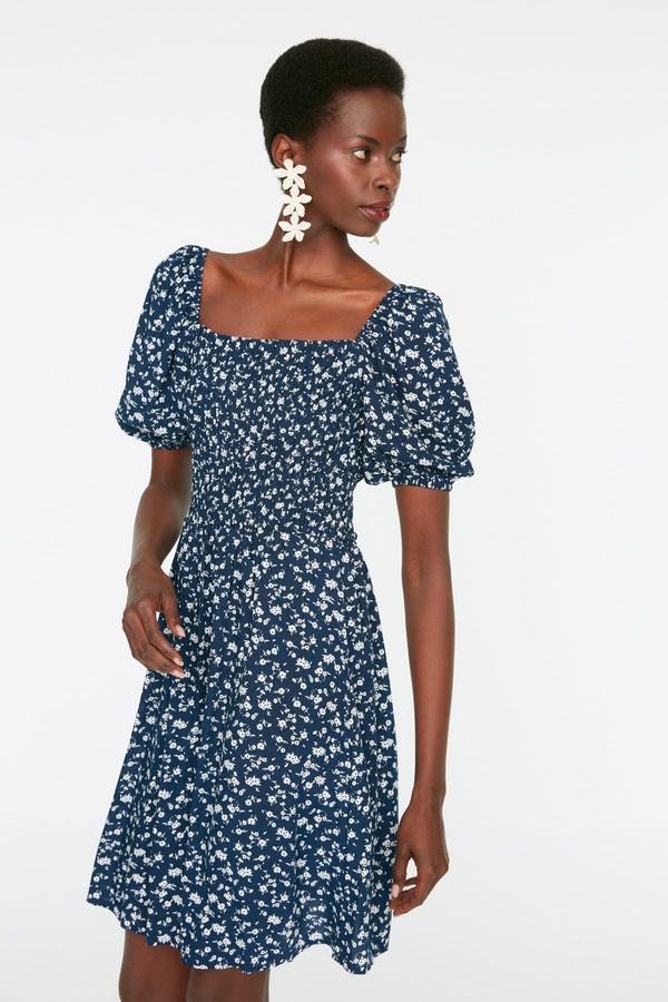 Trendyol Trendyol Navy Blue Floral Skater/Belt Opening Gippeli Viscose Mini Woven Dress