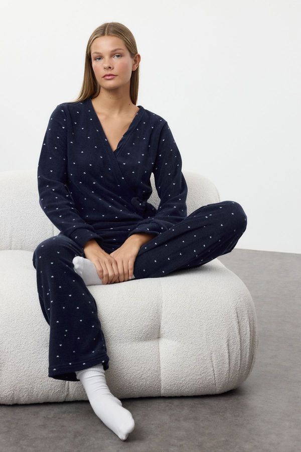 Trendyol Trendyol Navy Blue Heart-shaped Tie Detailed Polar Fleece Winter Knitted Pajama Set