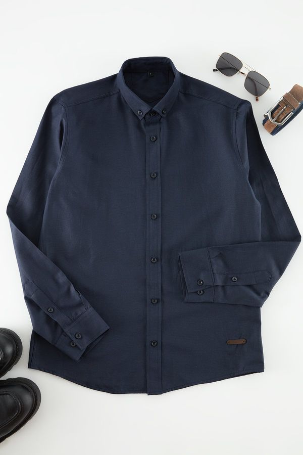 Trendyol Trendyol Navy Blue Navy Slim Fit Shirt Shirt With Leather Accessory