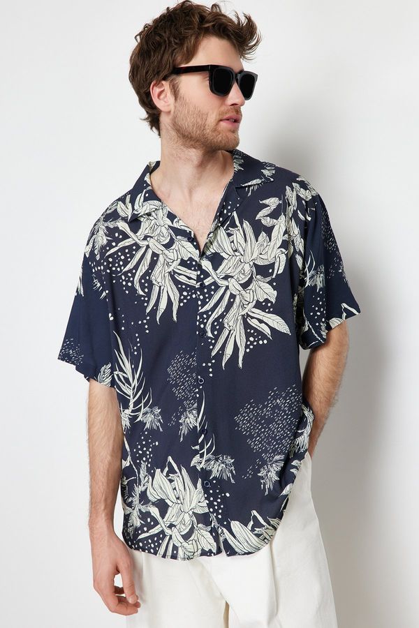 Trendyol Trendyol Navy Blue Oversize Fit Leaf Printed 100% Viscose Short Sleeve Flowy Summer Shirt