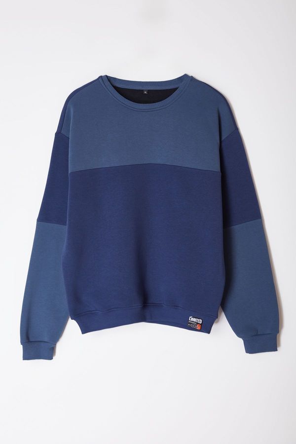 Trendyol Trendyol Navy Blue Oversize/Wide Cut Color Block Fleece Inside Sweatshirt