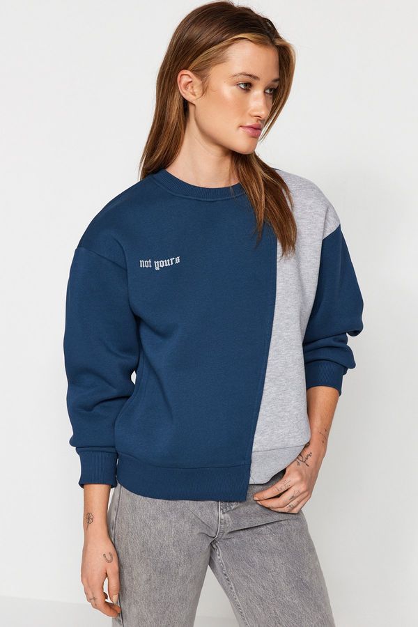 Trendyol Trendyol Navy Blue Printed Basic Knitted Sweatshirt