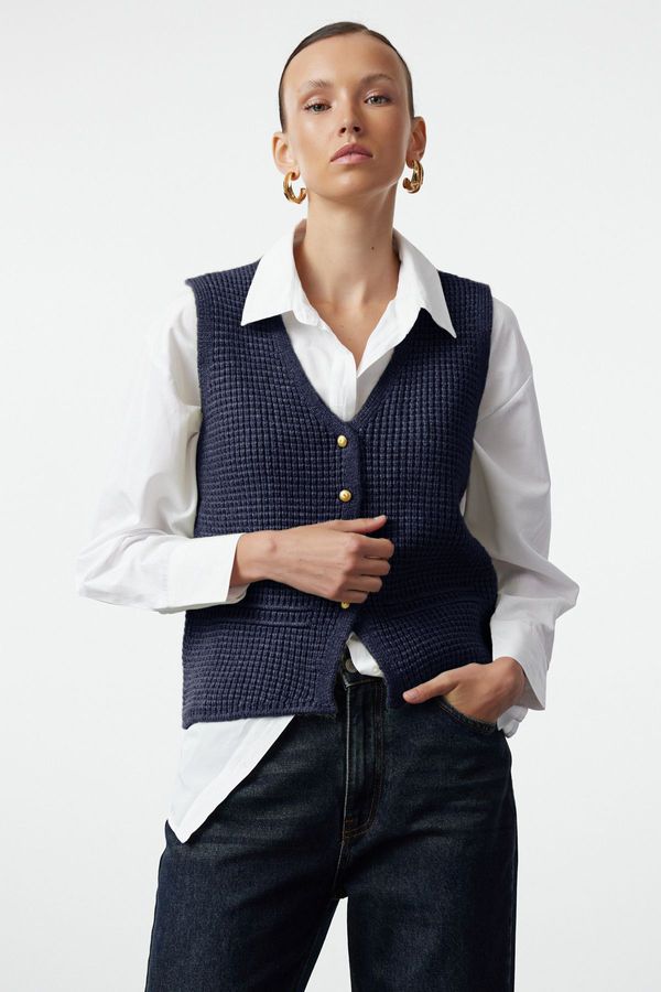 Trendyol Trendyol Navy Blue Regular Soft Texture Buttoned V Neck Regular Vest