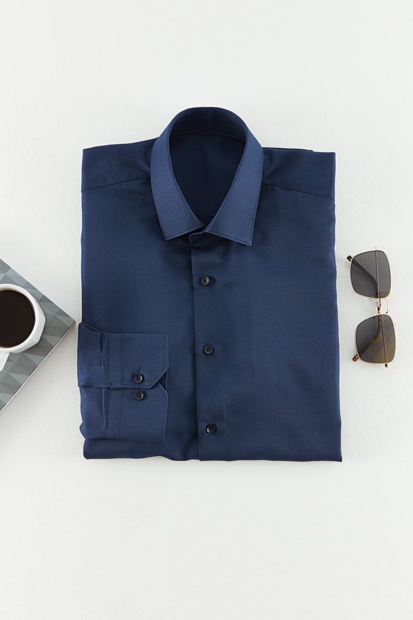 Trendyol Trendyol Navy Blue Slim Fit Smart Shirt