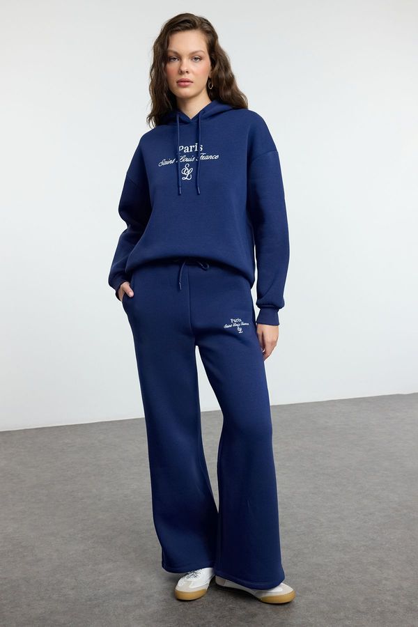 Trendyol Trendyol Navy Blue Slogan Embroidered Regular/Normal Cut Thick Polar Fleece Knitted Tracksuit