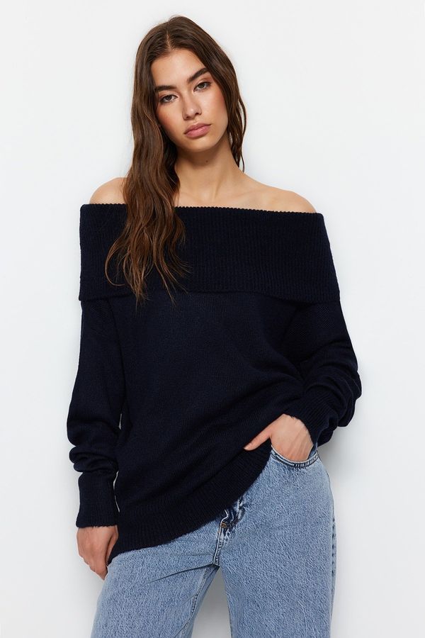 Trendyol Trendyol Navy Blue Soft Textured Carmen Collar Knitwear Sweater