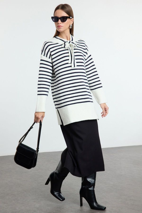 Trendyol Trendyol Navy Blue Striped Sailor Collar Soft Textured Knitwear Sweater