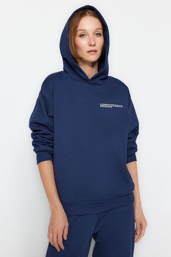 Trendyol Trendyol Navy Blue Thick Polar Fleece Regular Hooded Printed Knitted Sweatshirt