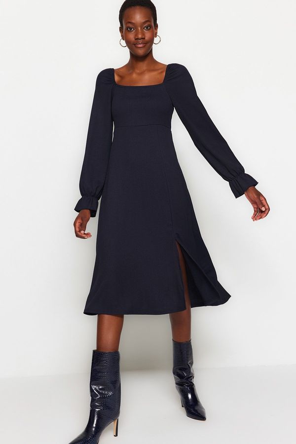 Trendyol Trendyol Navy Square Neck Slit Long Sleeve Crepe Midi Knitted Dress