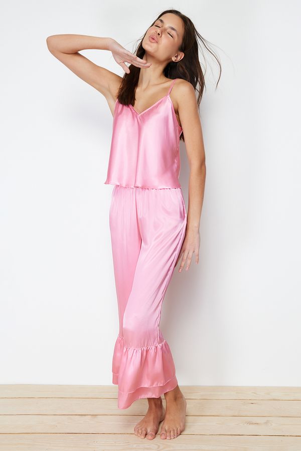 Trendyol Trendyol Pink Flounce Detailed Capri Satin Woven Pajamas Set