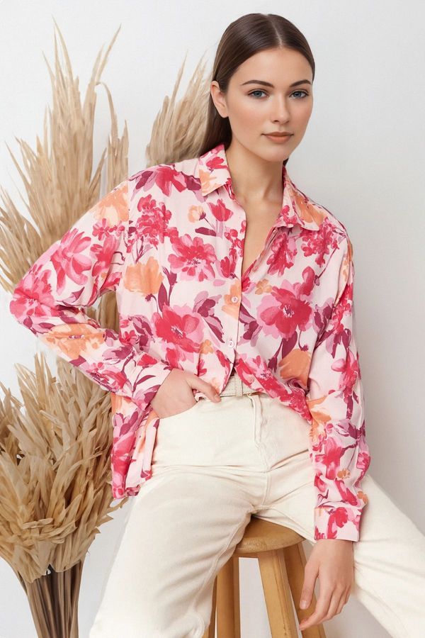 Trendyol Trendyol Pink Flower Patterned Regular Fit Woven Shirt