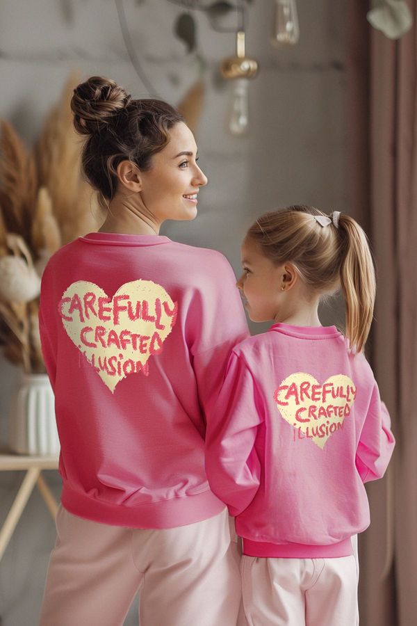 Trendyol Trendyol Pink Girl Mother-Daughter Back Printed Knitted Mini Me Sweatshirt