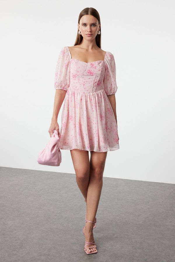 Trendyol Trendyol Pink Skater Skirt Sweetheart Neckline Mini Woven Dress