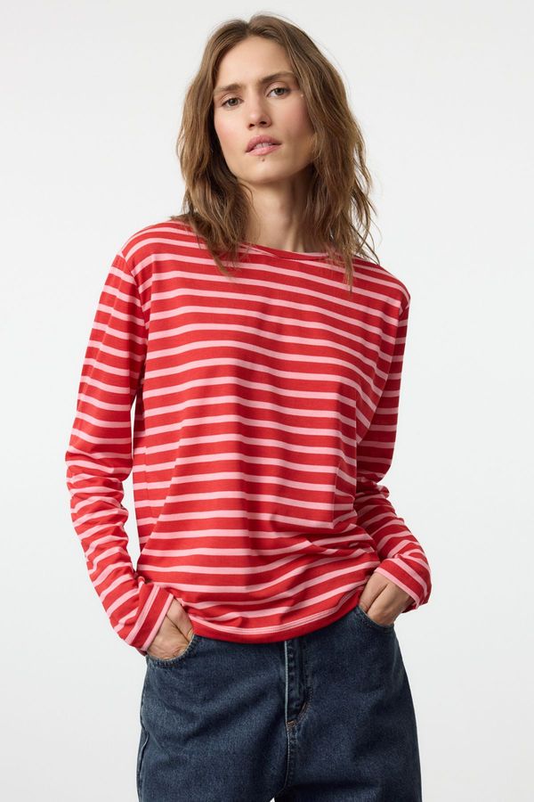 Trendyol Trendyol Red-Pink Striped Regular/Normal Pattern Basic Crew Neck Knitted T-Shirt