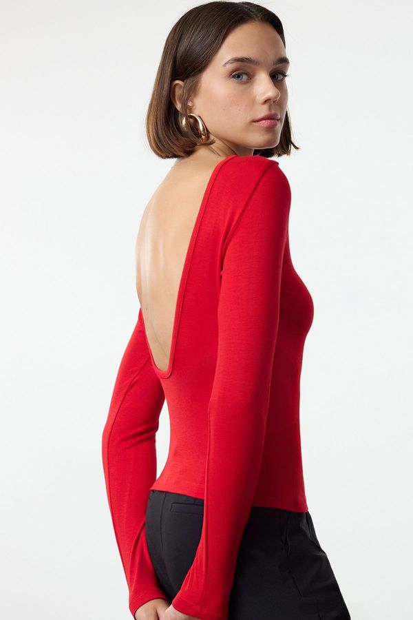 Trendyol Trendyol Red Soft Fabric Backless Fitted Stretchy Knitted Blouse