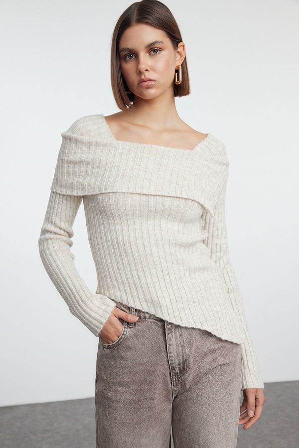 Trendyol Trendyol Stone Collar Detailed Hem Asymmetrical Knitwear Sweater