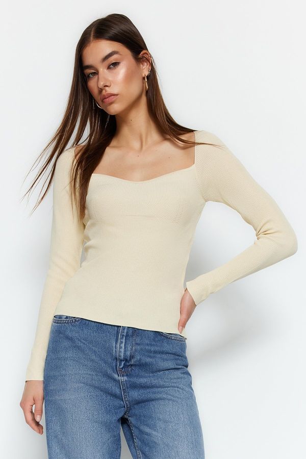 Trendyol Trendyol Stone Heart Neck Knitwear Sweater