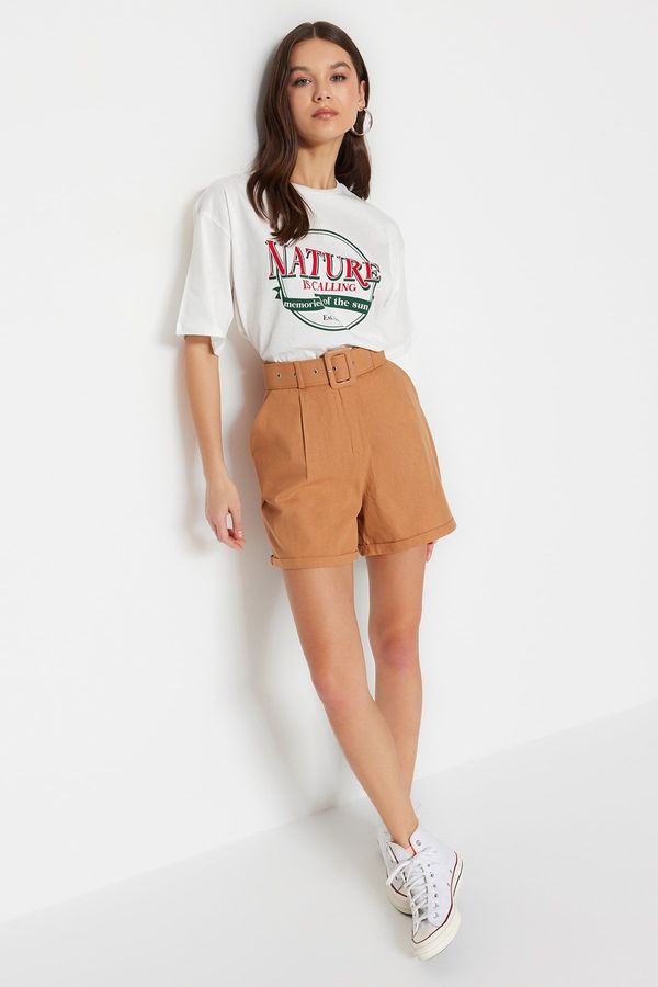 Trendyol Trendyol Weave Gabardine Shorts With Camel Belt