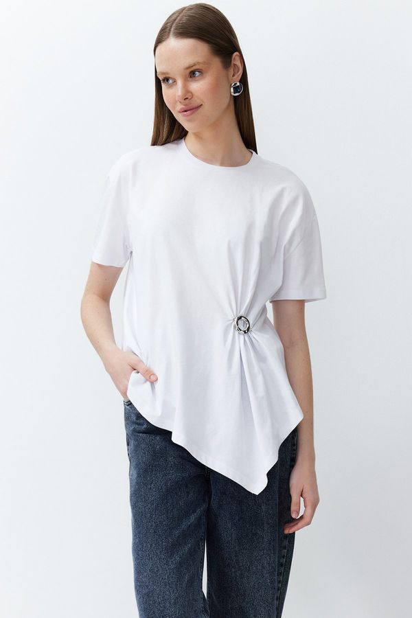 Trendyol Trendyol White 100% Cotton Gold Accessory Detail Asymmetric Knitted T-Shirt