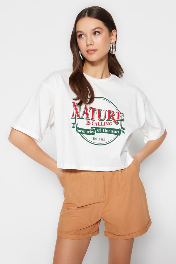 Trendyol Trendyol White 100% Cotton Printed Relaxed/Wide, Comfortable Cut Crop Crew Neck Knitted T-Shirt