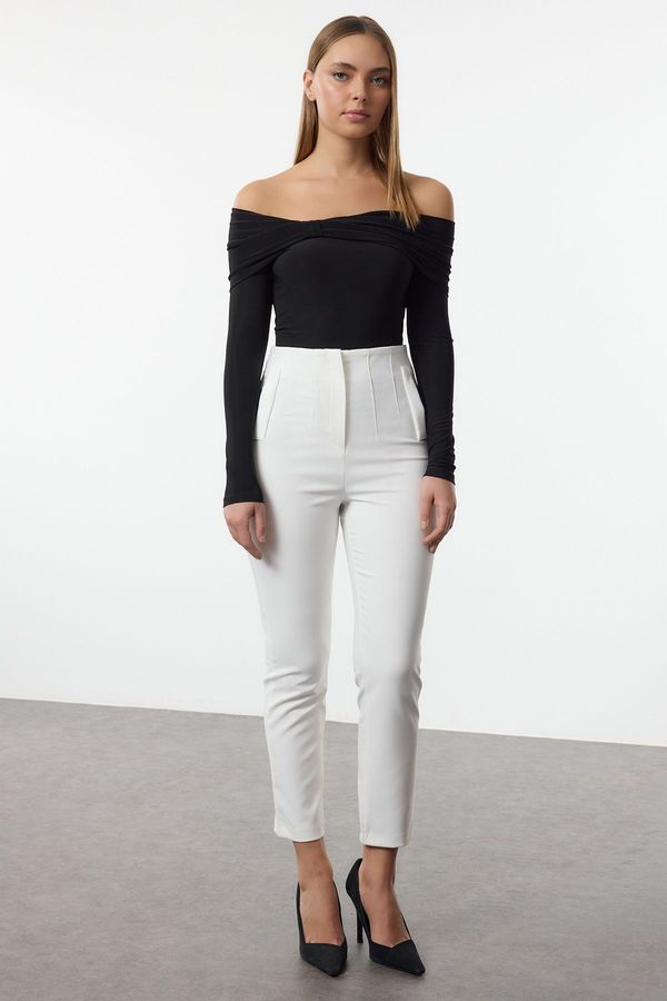 Trendyol Trendyol White Cigarette Pattern Darted High Waist Ankle Length Woven Trousers