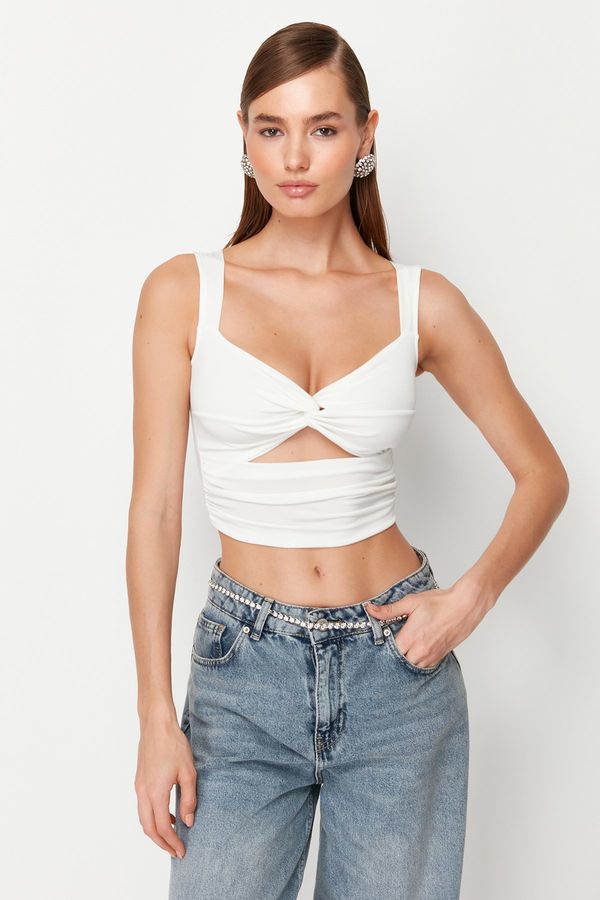 Trendyol Trendyol White Crop Window/Cut Out Detailed Knitted Blouse