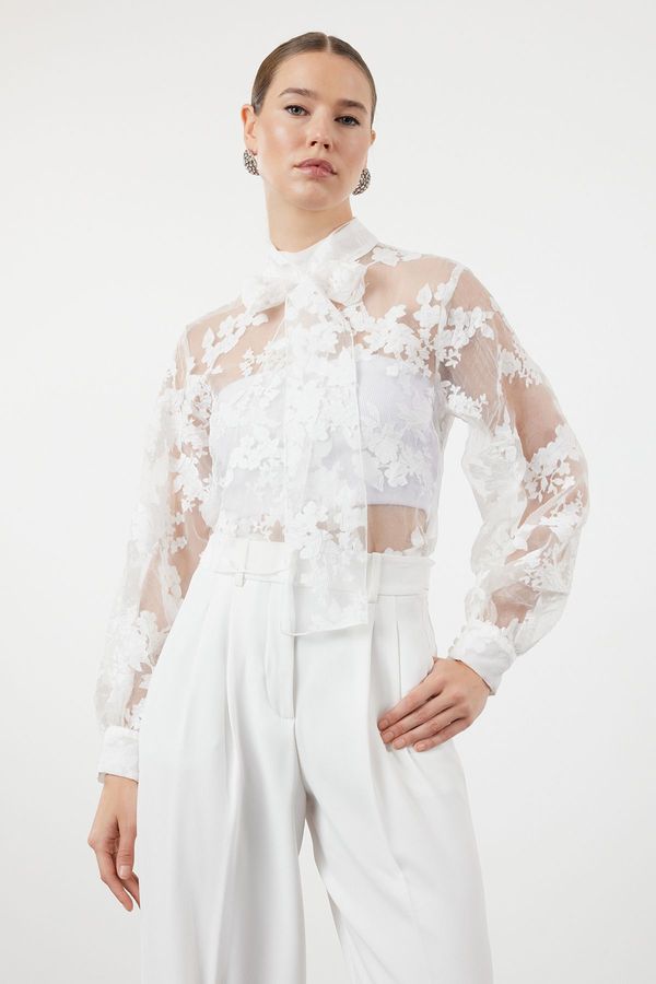 Trendyol Trendyol White Floral Patterned Tie Blouse