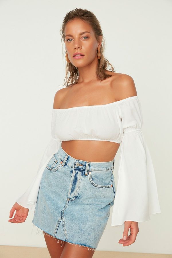 Trendyol Trendyol White Long Flounce Sleeve Carmen Collar Crop Beach Blouse