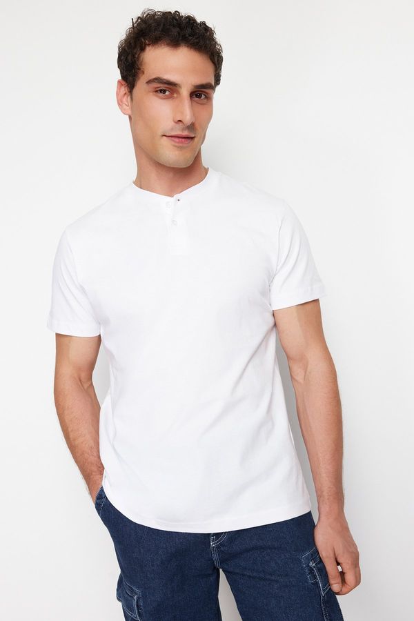 Trendyol Trendyol White Men's Regular Cut Collar Buttoned Basic T-shirt