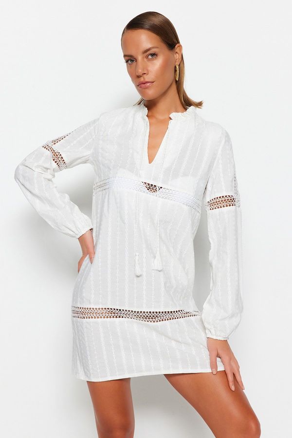 Trendyol Trendyol White Mini Woven Tasseled Beach Dress