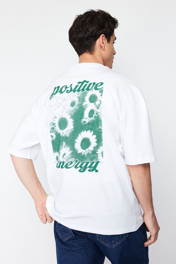 Trendyol Trendyol White Oversize/Wide Cut Crew Neck Flower Printed 100% Cotton T-Shirt