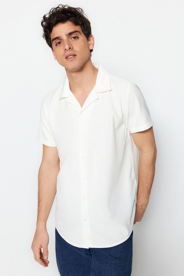 Trendyol Trendyol White Regular Fit Wide Collar Summer Shirt
