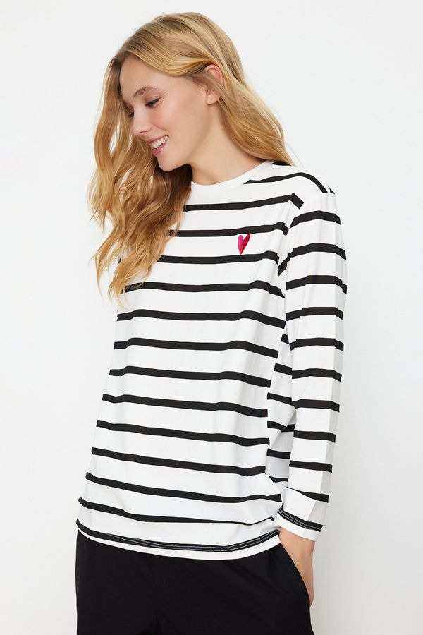 Trendyol Trendyol White Single Jersey Striped Heart Embroidered Long Sleeve Knitted Tunic T-shirt
