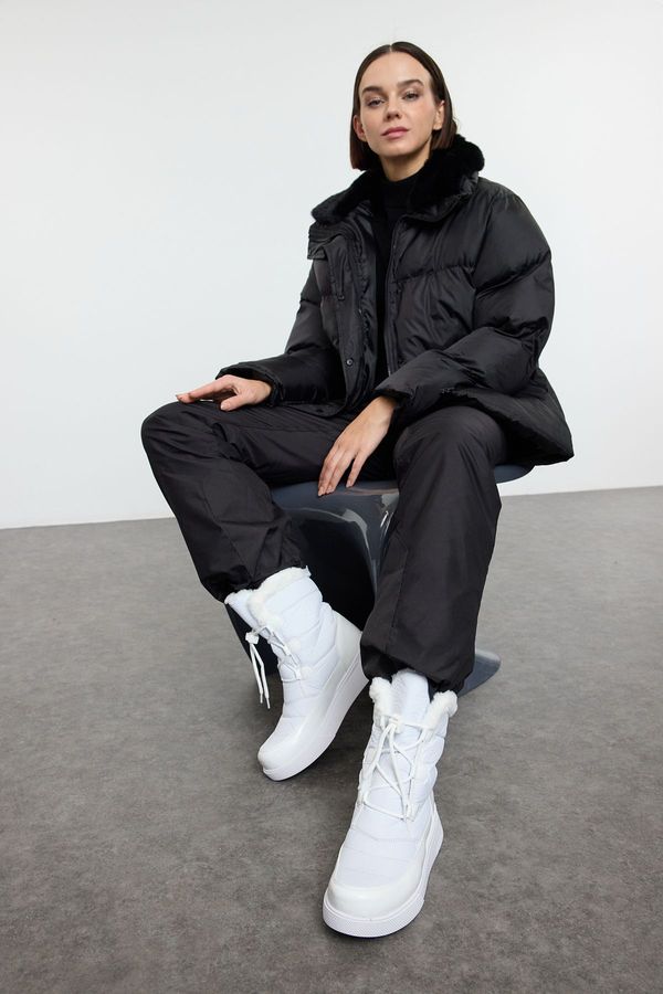 Trendyol Trendyol White Water Repellent Lace-Up Short Flat Heel Women's Snow Boots