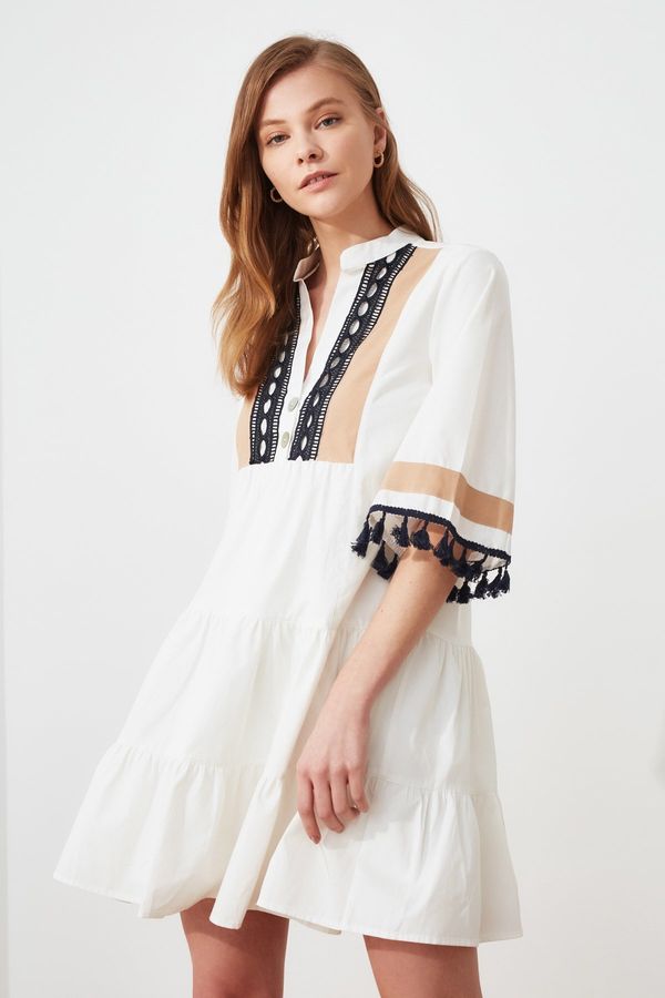 Trendyol Trendyol White Wide Cut Lined Wovened Wovened Woven Dress