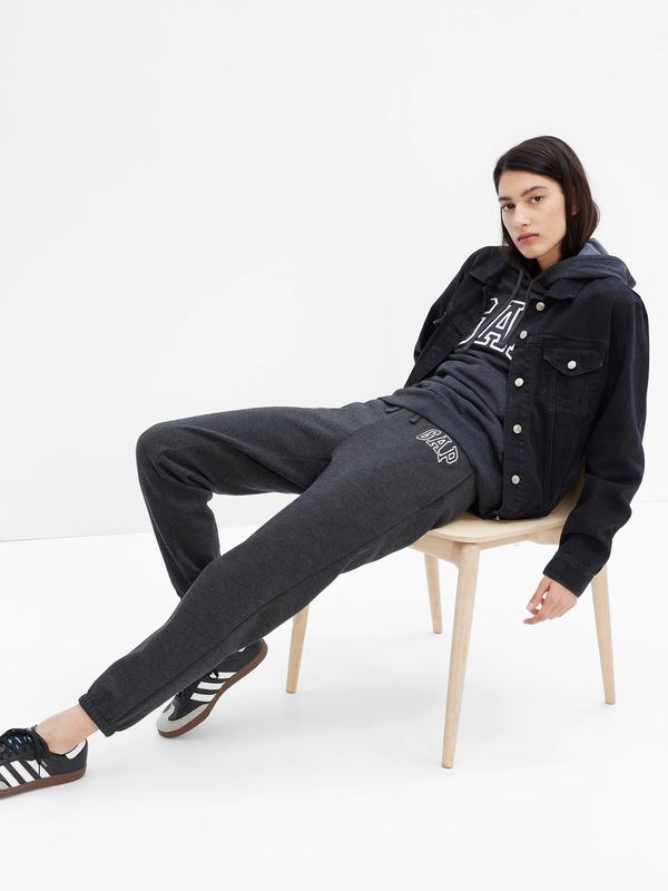 GAP Trenirka GAP logo fleece - Women