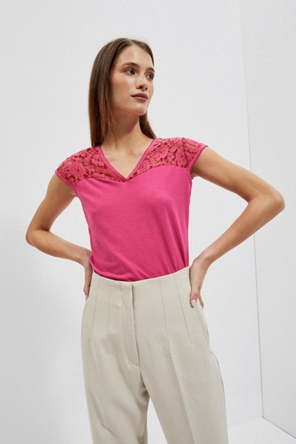 Moodo V-neck blouse with lace