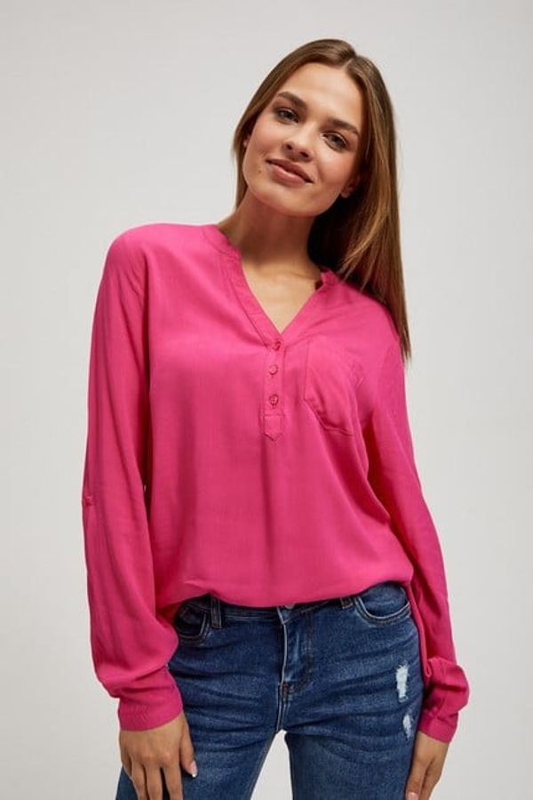 Moodo V-neck shirt with pocket