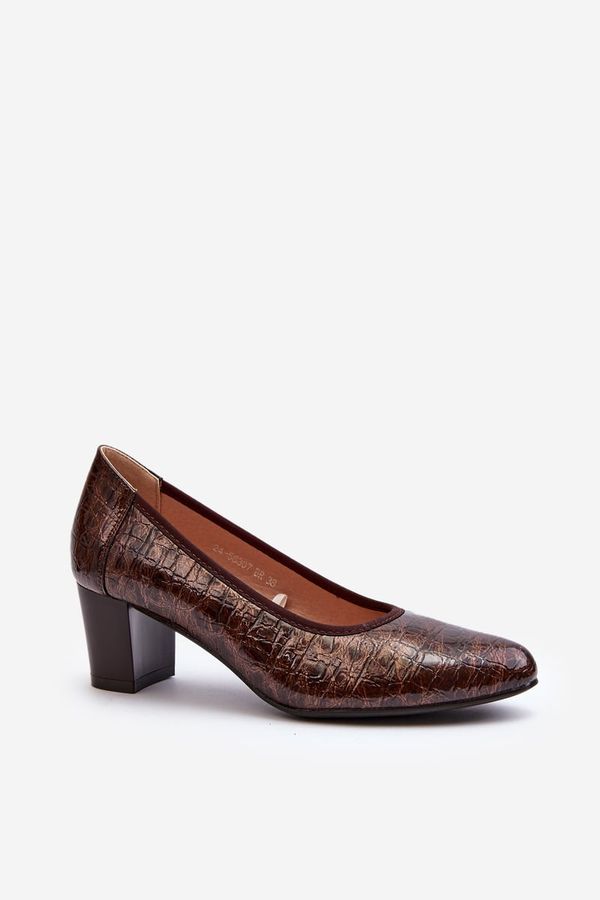 VINCEZA VINCEZA Brown Embossed Patent Leather Pumps Cynania