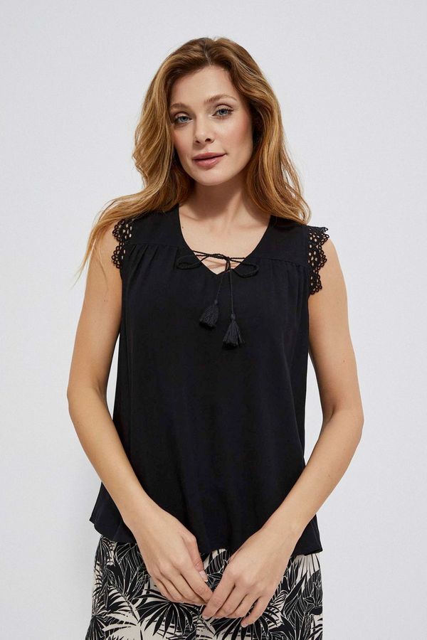 Moodo Viscose top with lace