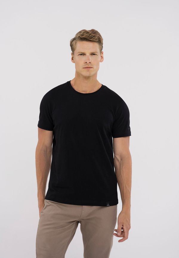 Volcano Volcano Man's T-Shirt T-BASIC