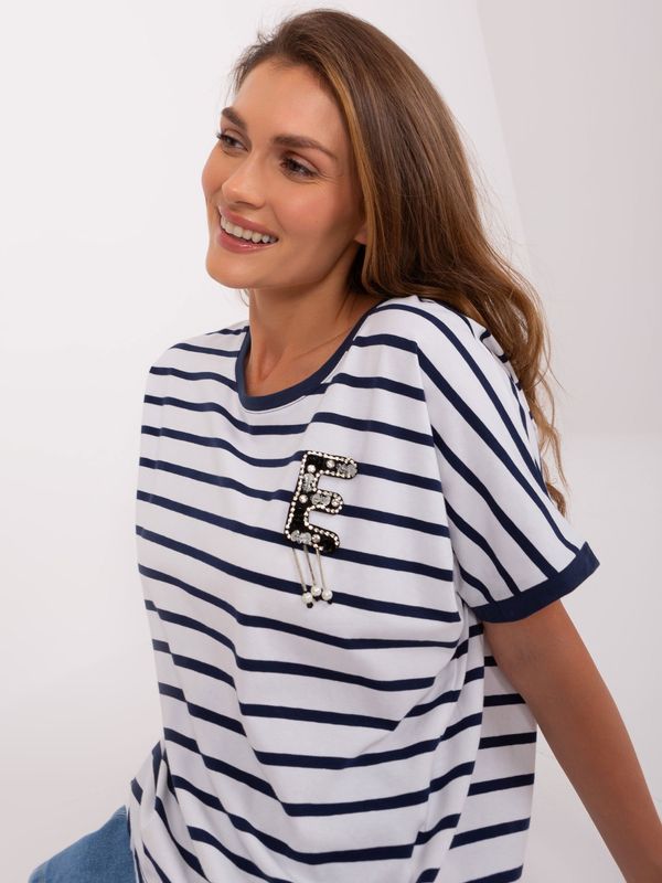 Fashionhunters White and navy oversize striped blouse