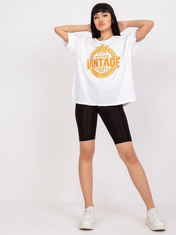 Fashionhunters White and orange cotton t-shirt with appliqué