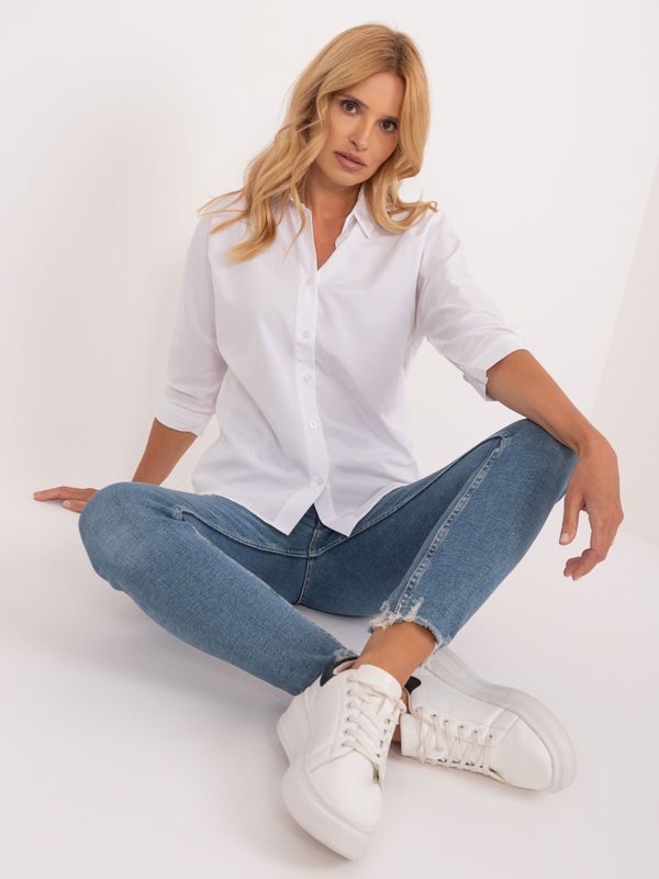Fashionhunters White button-down shirt with 3/4 sleeves