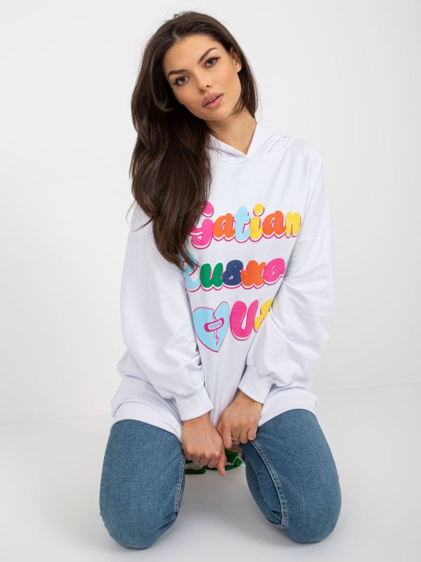 Fashionhunters White long sweatshirt with print and pockets