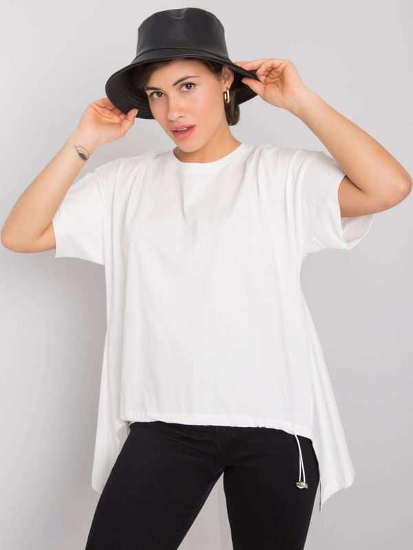 Fashionhunters White T-shirt by Alena RUE PARIS