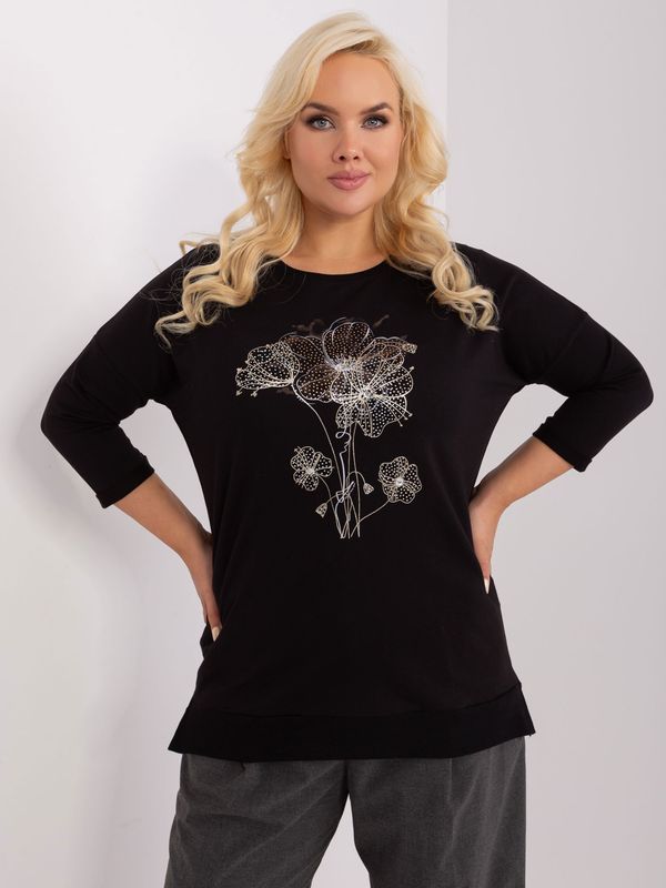 Fashionhunters Women's black plus size blouse with a round neckline