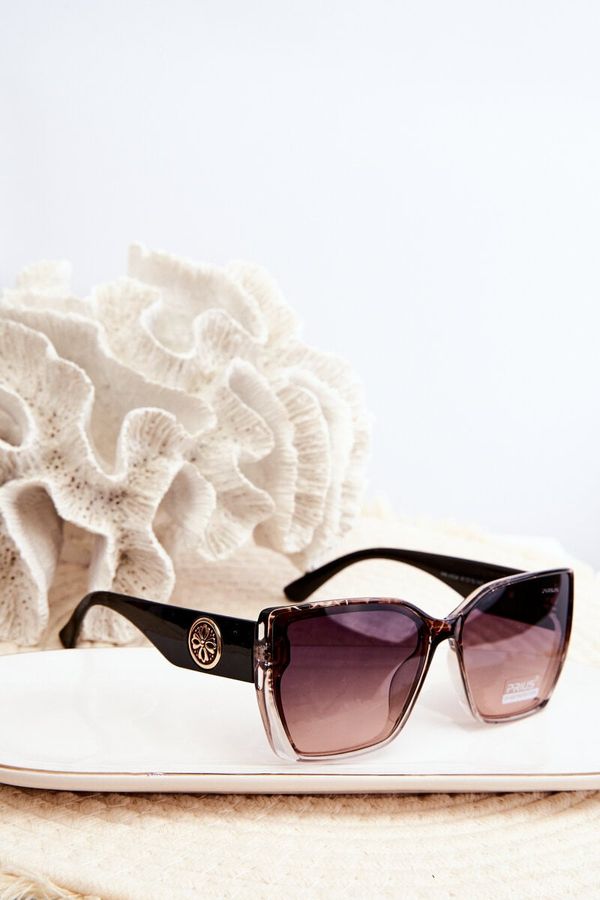 Kesi Women's Classic Sunglasses with Decorative Details: UV400 - Black/Brown