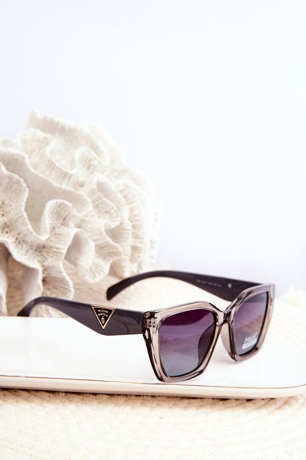 Kesi Women's Classic Sunglasses with Gold Detailing UV400 Grey